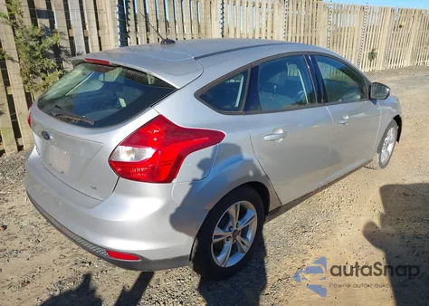 2013 Ford Focus Se z USA, uszkodzony, nr VIN 1FADP3K29DL180621